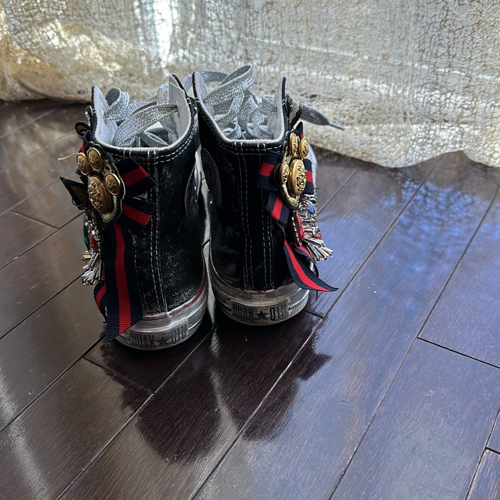 B2 shoes - Picture 3 of 8